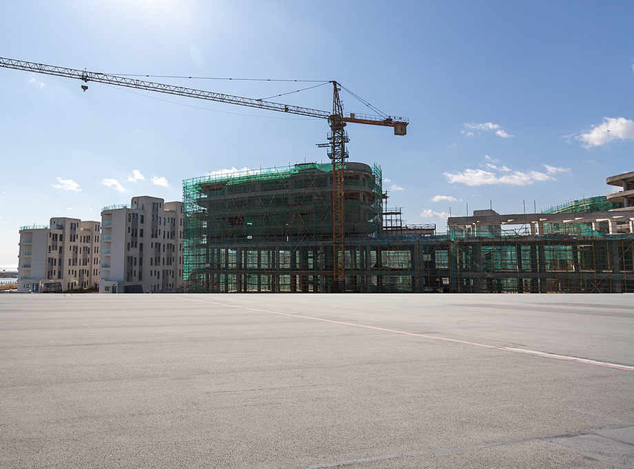 กลางแจ้งและการก่อสร้าง